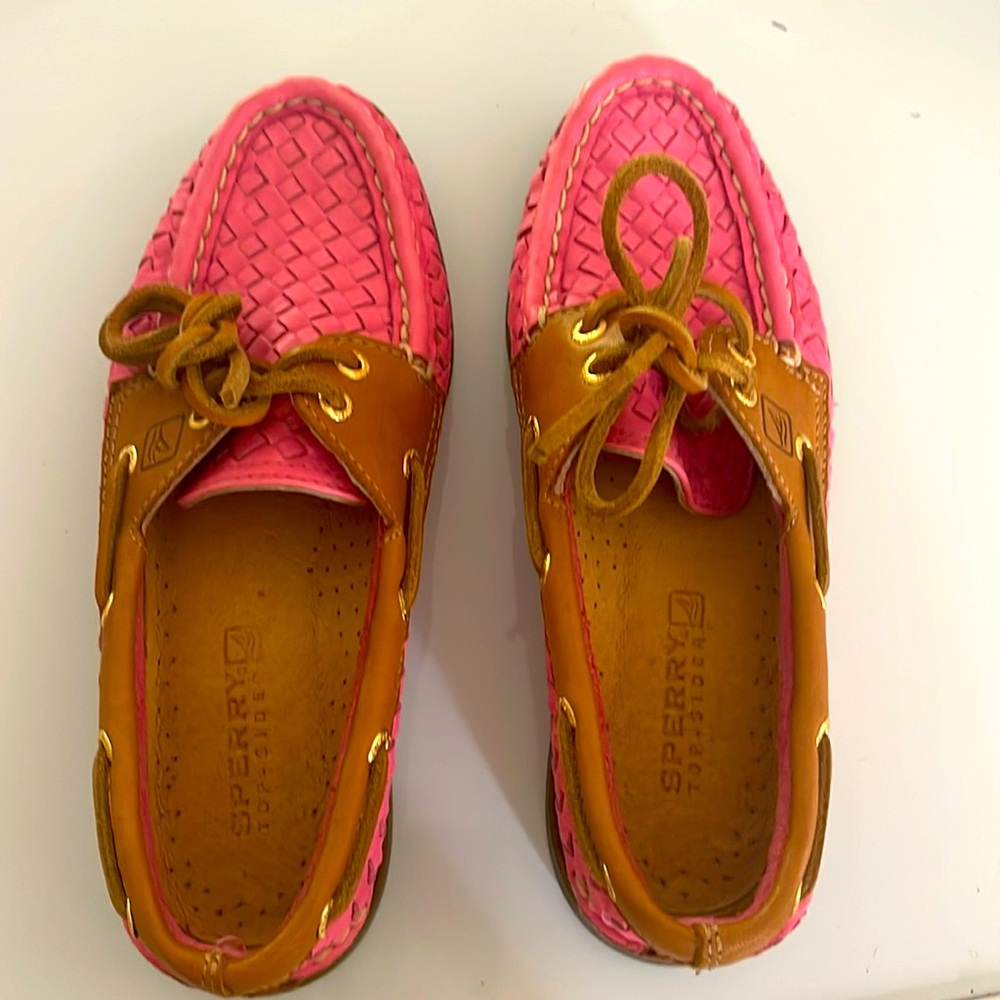 Sperry woven shoe